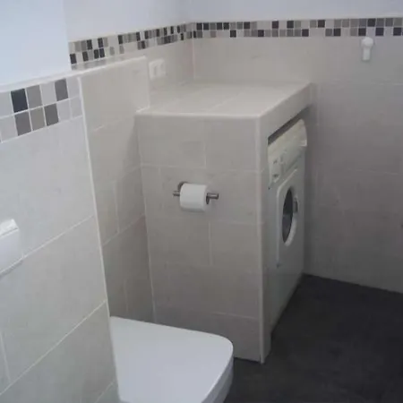 Sleeps 4 Wifi Ferienhaus *