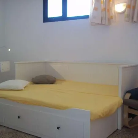 Sleeps 4 Wifi
