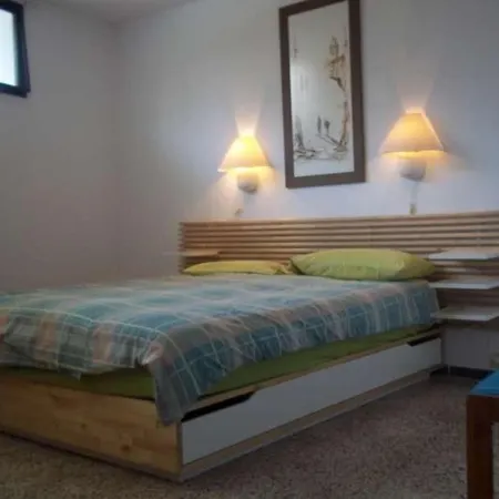 Sleeps 4 Wifi * Famara